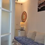 La Conchiglia Apartment *